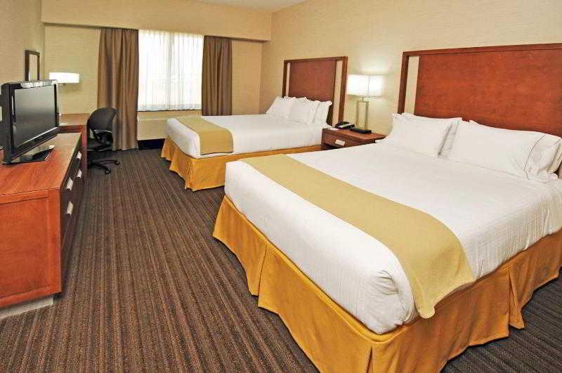 Holiday Inn Express & Suites Vaughan-Southwest By Ihg Екстер'єр фото