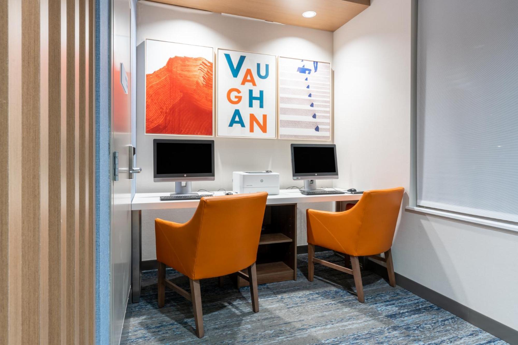 Holiday Inn Express & Suites Vaughan-Southwest By Ihg Екстер'єр фото